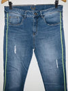 ELA Jean cinco bolsillos con venas. Talla 12