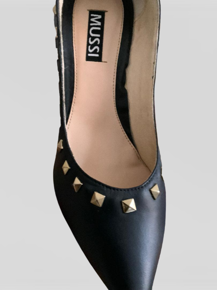 MUSSI Zapatos Stilettos con Taches. Talla 35