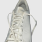 ADIDAS Tenis básico en cuero sintético. Talla 9 *Americana ( 40 )