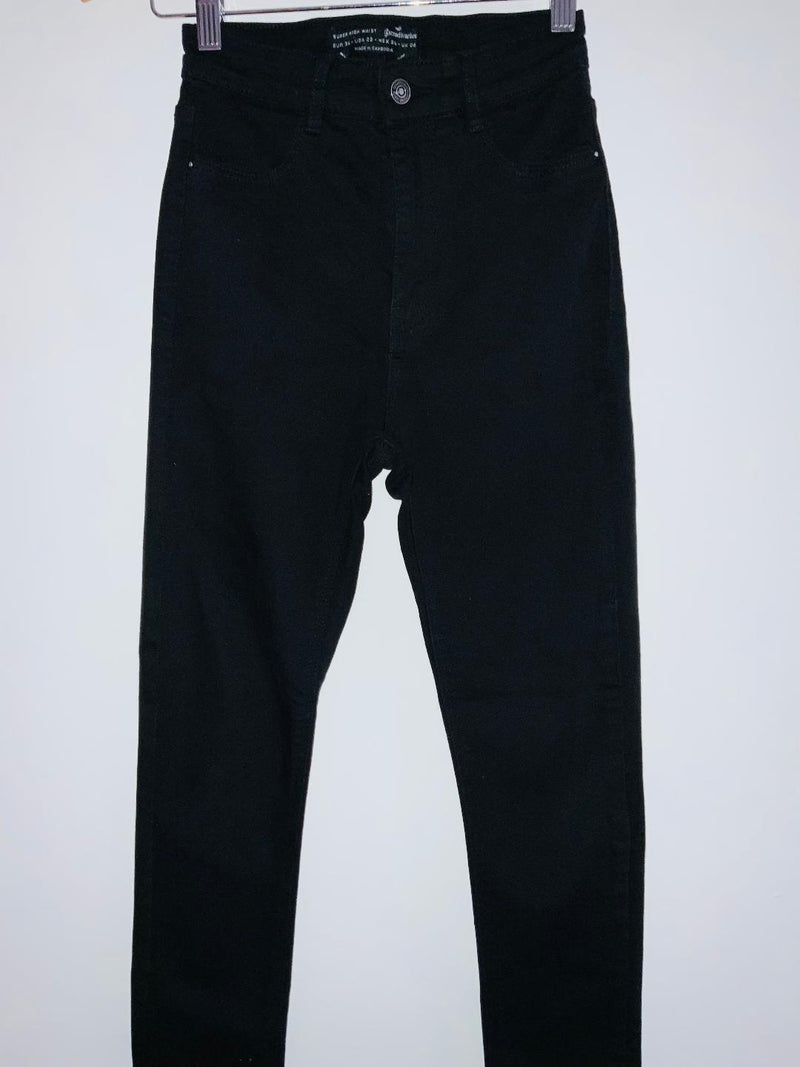 STRADIVARIUS Pantalón jeggin cinco bolsillos tiro alto.Talla 34 ( 4 )