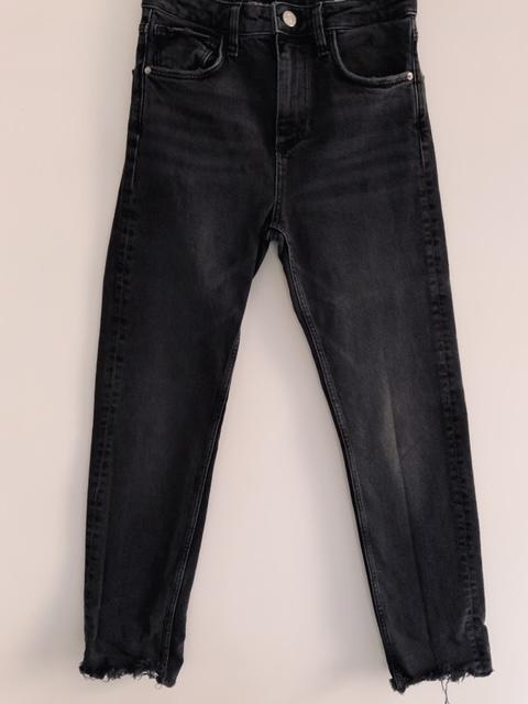 ZARA Jean cinco bolsillos cintura alta lavado negro. Talla 36