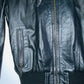 CHAQUETA En cuero tipo bomber para mujer. Talla S