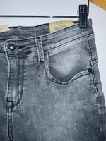 TENNIS Jean Cinco bolsillos junior  skinny en gris . Talla 16