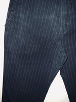 CHEVIGNON Pantalón en dril a rayas para hombre. Talla 32