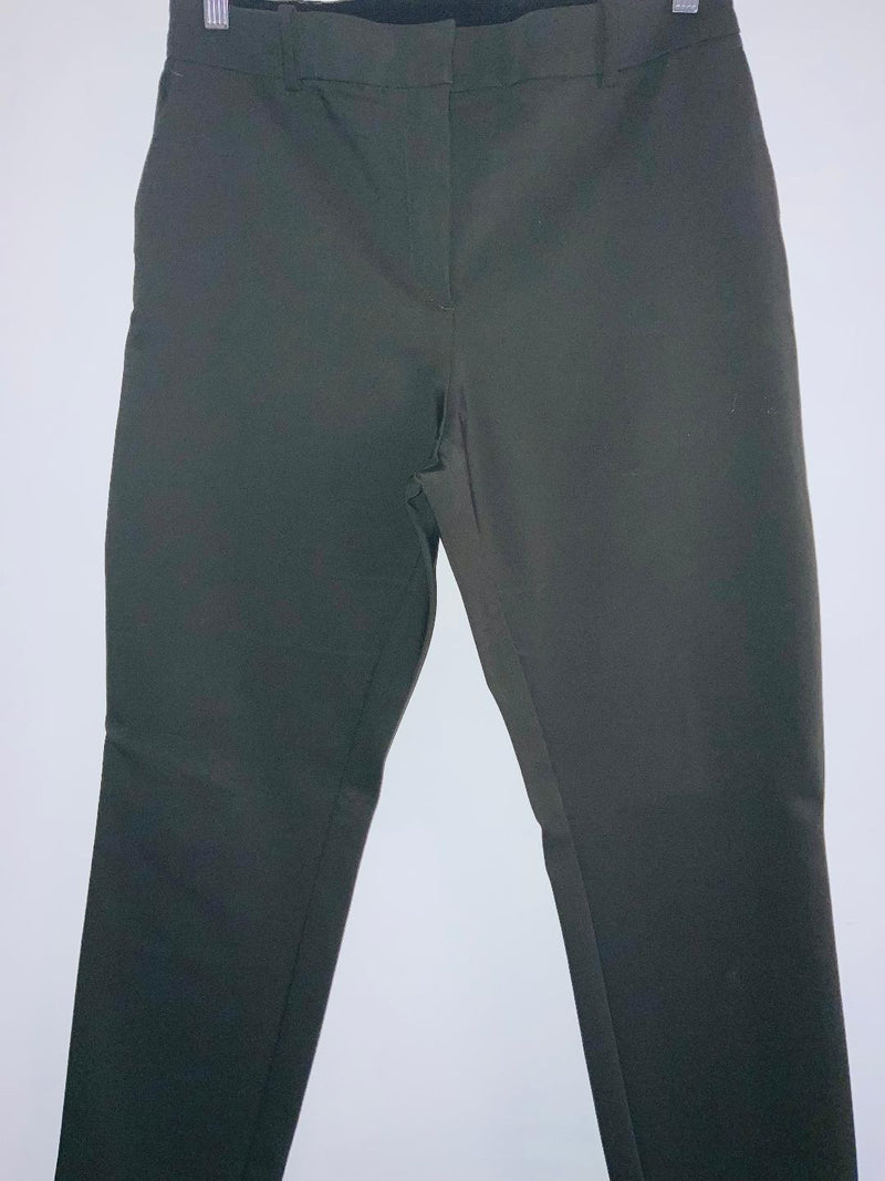 PANTALÓN clásico estilo oficina. Talla M