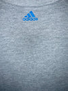 ADIDAS Camiseta para niños estampada. Talla 4