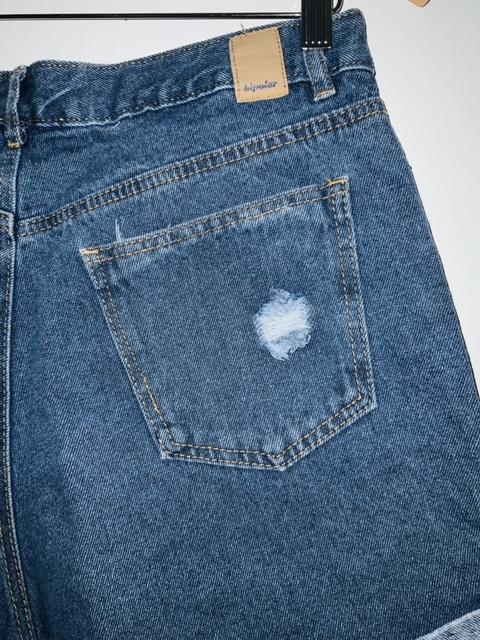 BIPOLAR Short en indigo con procesos de lavado. Talla 14