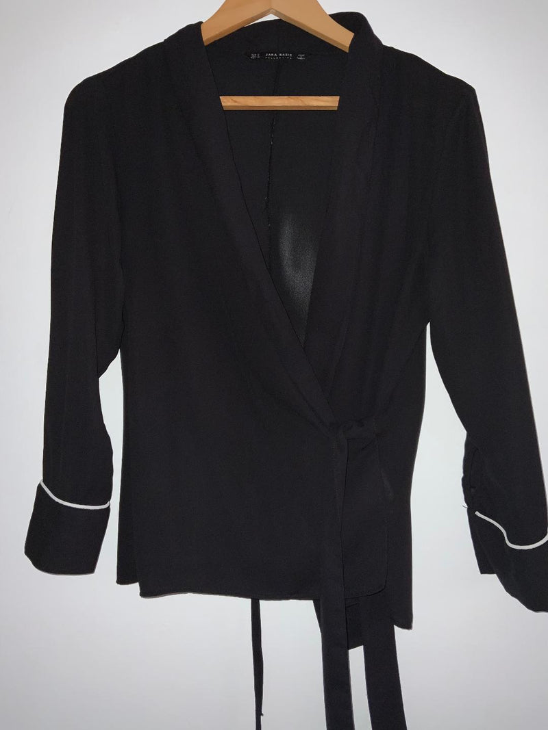 ZARA Kimono corto cruzado. Talla S