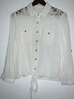 MINE Blusa con detalle en blonda. Talla L