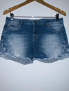 NAF NAF Short en indigo bordado. Talla 10