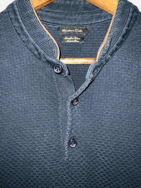 MASSIMO DUTTI Camiseta/Buzo para hombre cuello henley. Talla S