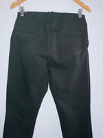 PANTALÓN clásico estilo oficina. Talla M