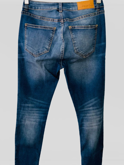 ESPRIT Jean cinco bolsillos Skinny Bigotes de Gato. Talla 28