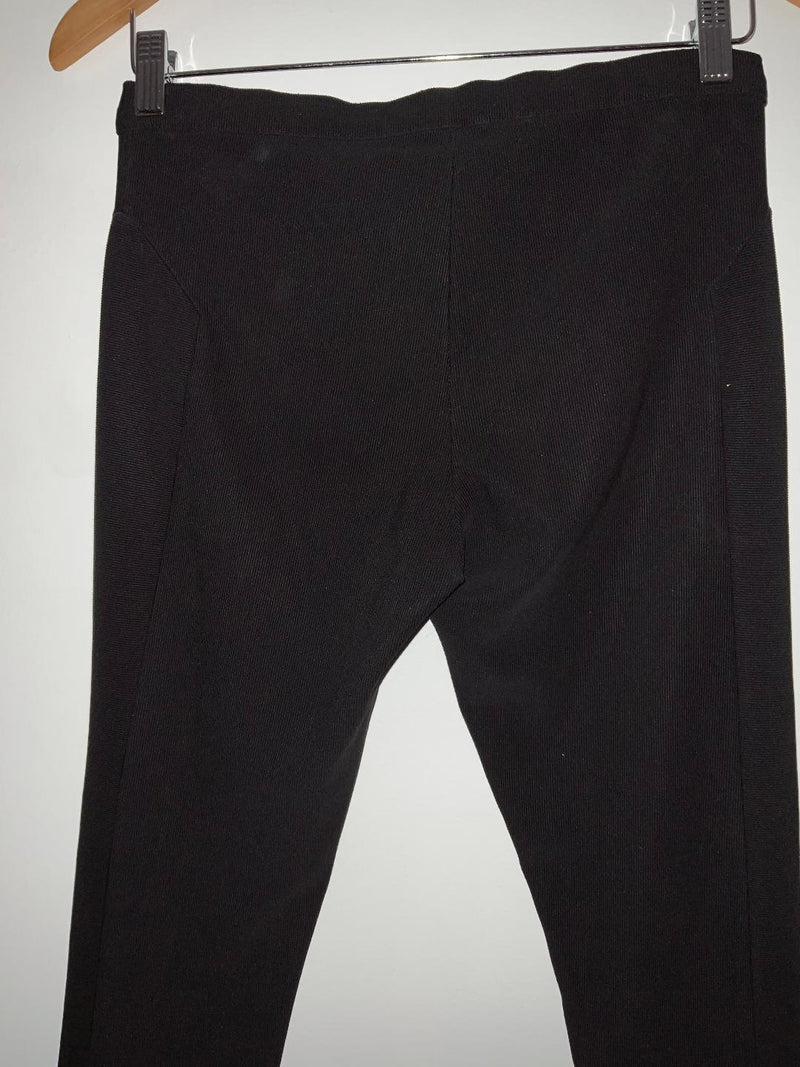 BENETTON Pantalón Lycrado corte lateral. Talla S