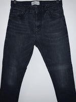 PULL&BEAR Jean cinco bolsillos para hombre. Talla 31