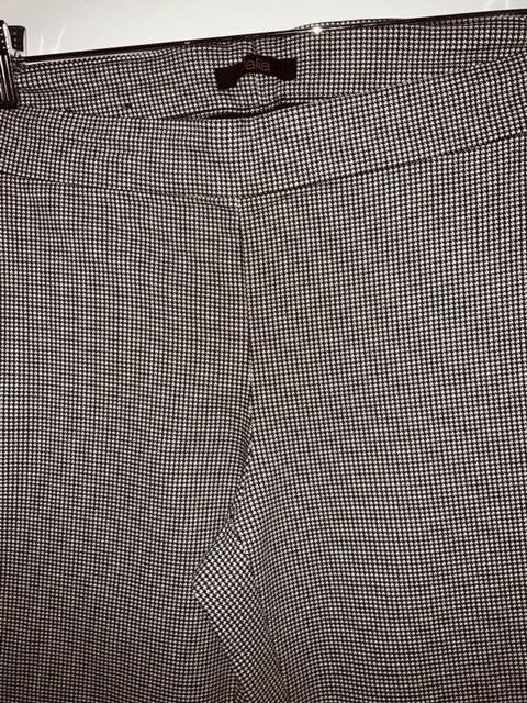 DALIA Pantalón Gallineto. Talla 12 ( L )