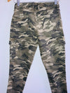 SYBILLA Pantalon cargo estampado camuflado. Talla 8