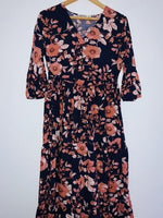 CÉNTRICA Vestido largo de flores. Talla XS