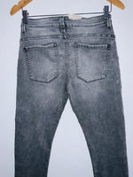 TENNIS Jean Cinco bolsillos junior  skinny en gris . Talla 16