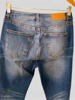 ESPRIT Jean cinco bolsillos Skinny Bigotes de Gato. Talla 28