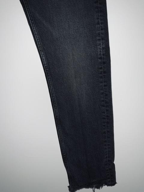 ZARA Jean cinco bolsillos cintura alta lavado negro. Talla 36