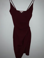 AGACI Vestido corto ajustado. Talla S