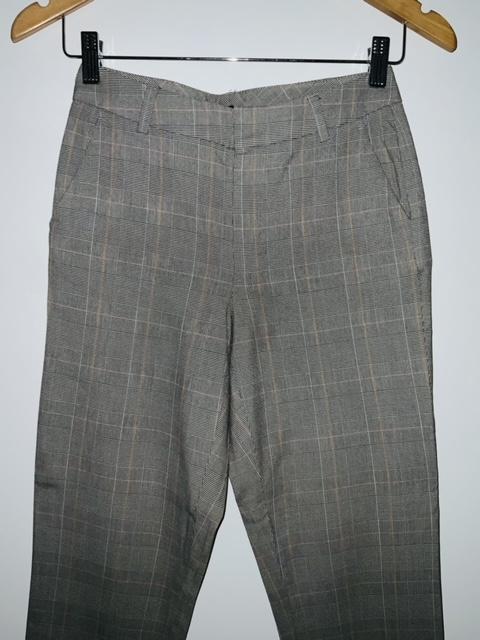 MASSIMO DUTTI Pantalón preteñido a cuadros. Talla 24