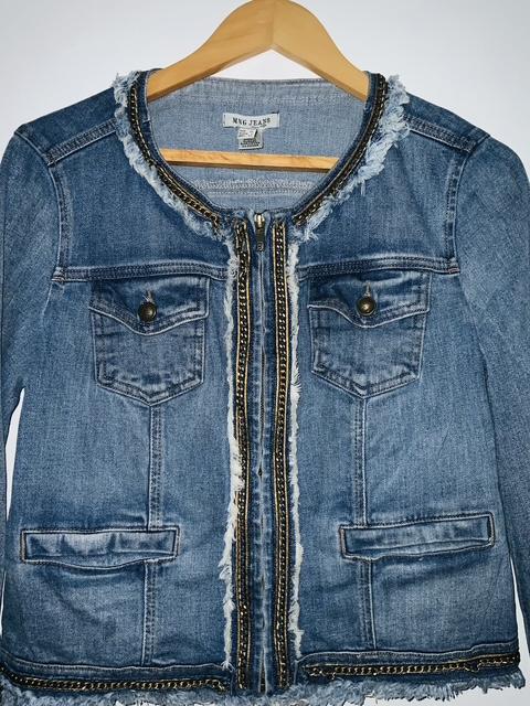 MANGO JEANS Chaqueta en indigo decorada. Talla XL