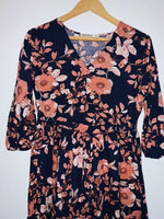 CÉNTRICA Vestido largo de flores. Talla XS