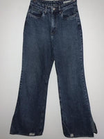 LOLA JEANS Mom Jean cinco bolsillos Palazzo. Talla 6