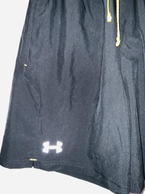 UNDER ARMOUR Bermuda deportiva para hombre. Talla S/M