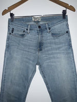 ABERCROMBIE KIDS Jean cinco bolsillos junior. Talla 16