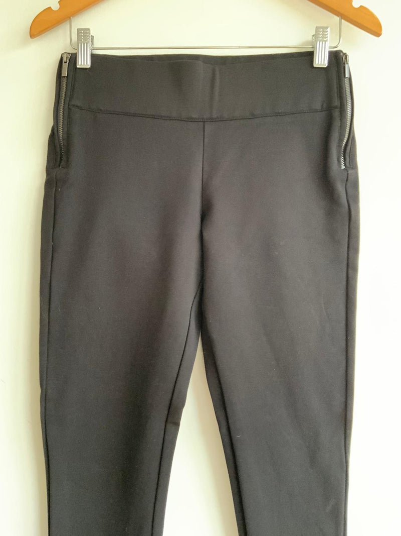 ZARA TRAFALUC Pantalón Leggins con cierres en costados. Talla L