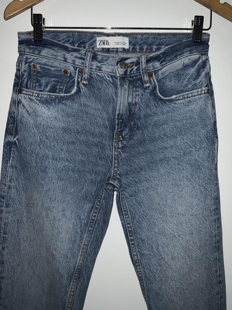 ZARA Jean cinco bolsillos cigarette. Talla 34