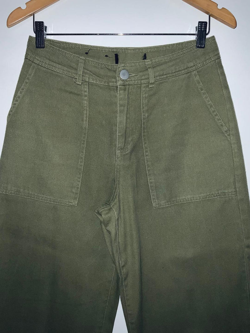 PANTALÓN culotte en dril. Talla M