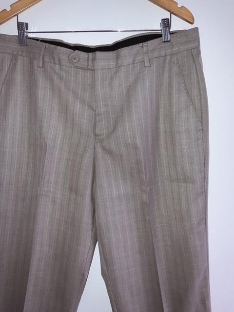 ARMI Pantalón clásico para hombre. Talla 38