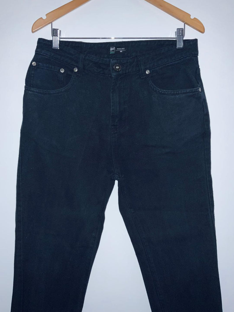 GEF Pantalón cinco bolsillos para hombre. Talla 32