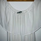 BASEMENT Blusa tipo campesina. Talla L