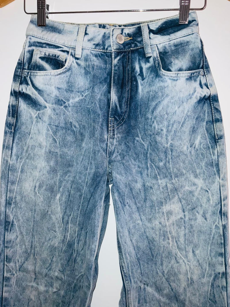 KOAJ Jean cinco bolsillos High Rise. Talla 4