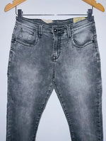 TENNIS Jean Cinco bolsillos junior  skinny en gris . Talla 16