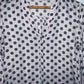 NAF NAF Blusa cuello mao estampada pepas. Talla M