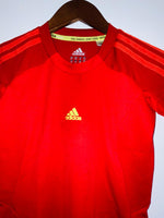 ADIDAS Camiseta manga corta deportiva para niño. Talla 6