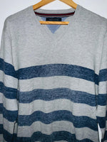 TOMMY HILFIGER Sweater a rayas cuello en V. Talla XL