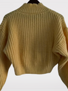 BONITA Sweater corto cuello alto color amarillo. Talla S/M