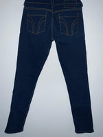 SERFONTAINE Jean cinco bolsillos semi descaderado. Talla 26