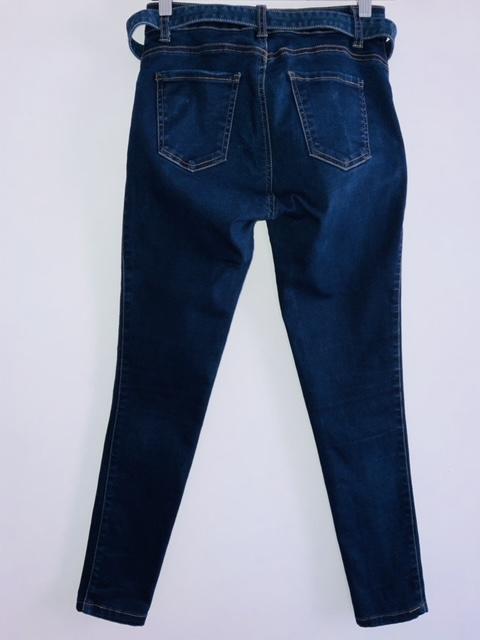 ELA Jean Skinny con correa. Talla 8