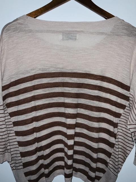 GEF Sweater Liviano a Rayas. Talla L