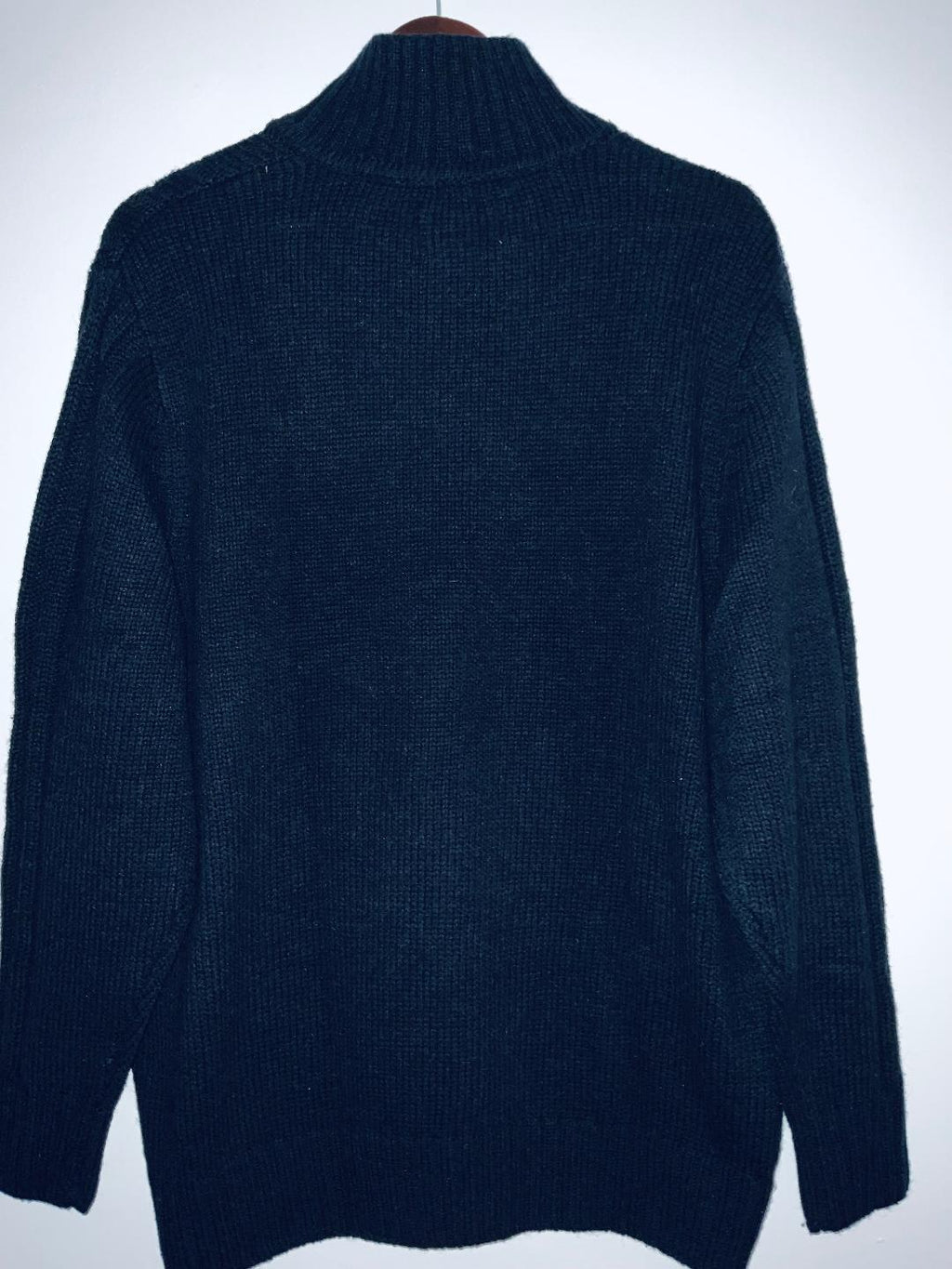 HAGGAR CLOTHING Sweater para hombre cuello alto con botones. Talla XL