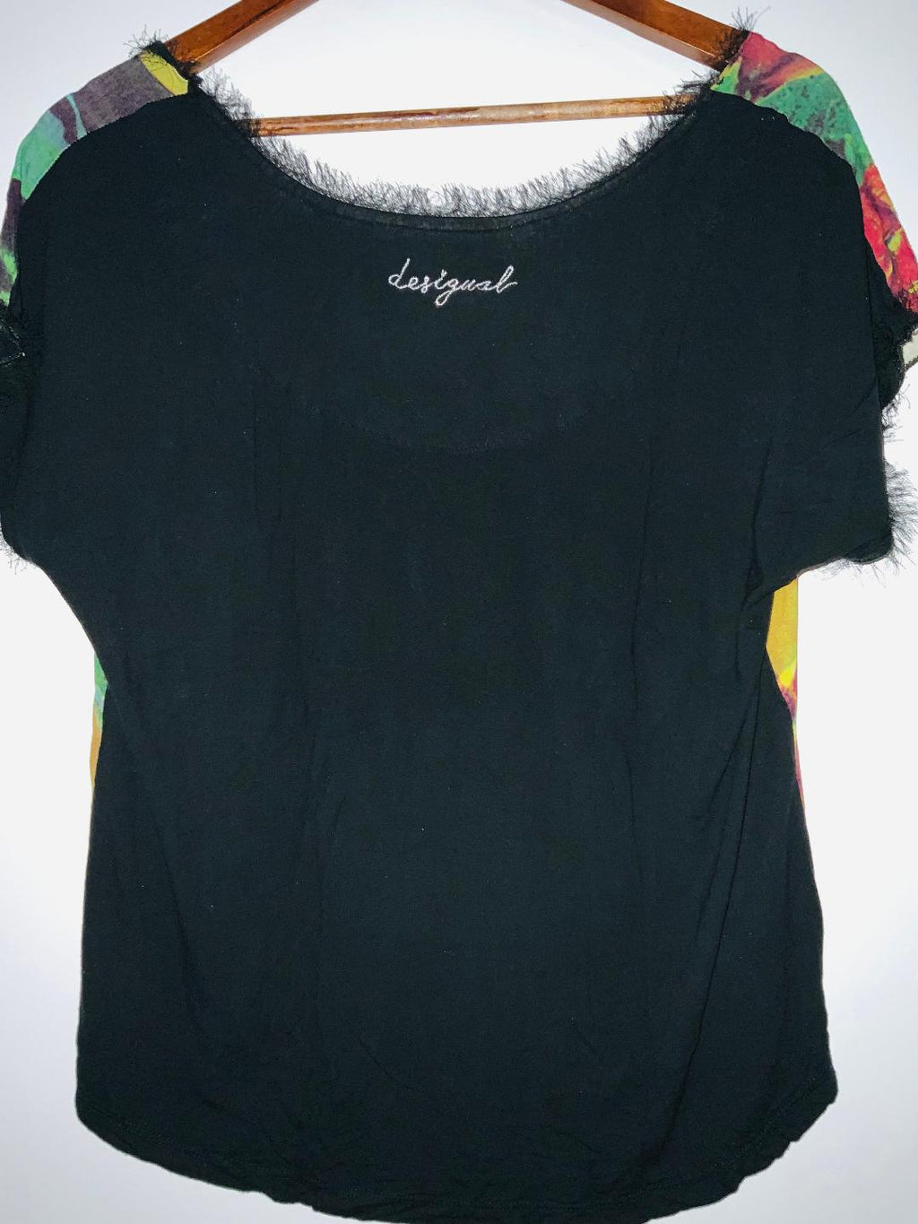 DESIGUAL Camiseta en algodón estampada. Talla M