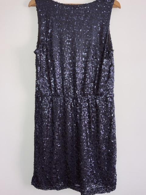 CALVIN KLEIN Vestido bordado con lentejuelas. Talla M/L